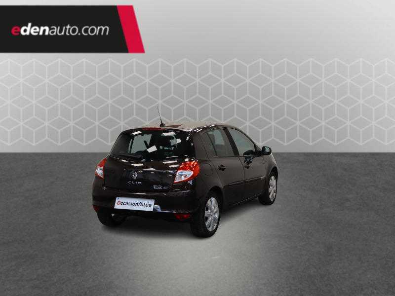 Renault Clio III dCi 90 eco2 Sl XV de France