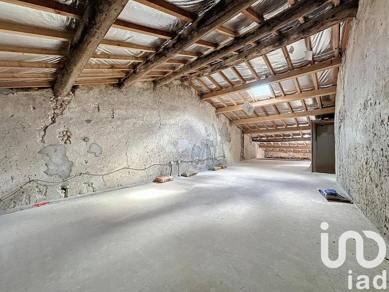 Maison - 180 m² - 4 pièces