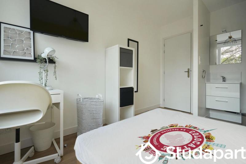 Chambre - 10 m² - 1 pièce