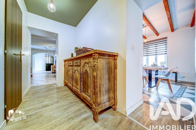 Maison - 247 m² - 7 pièces