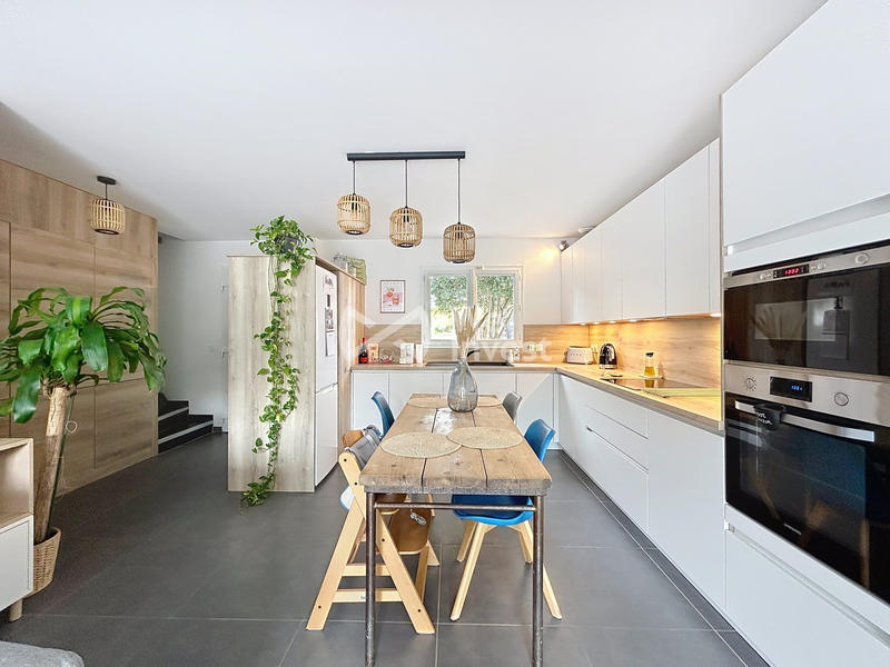 Villa - 89 m² - 4 pièces