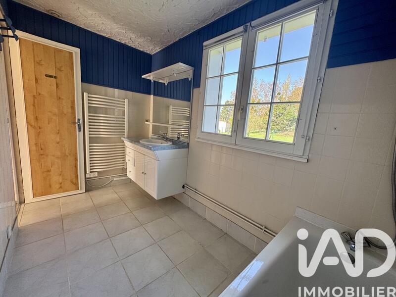 Maison - 122 m² - 4 pièces