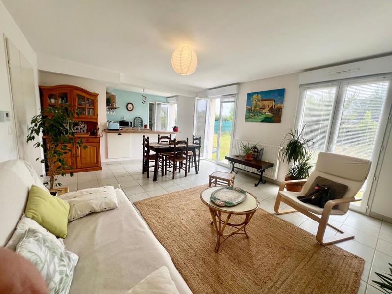 Maison - 93 m² - 5 pièces