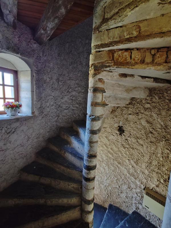 Maison - 210 m² - 7 pièces