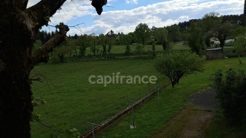 Maison - 340 m² - 16 pièces