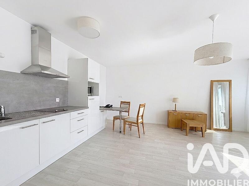 Appartement - 60 m² - 2 pièces