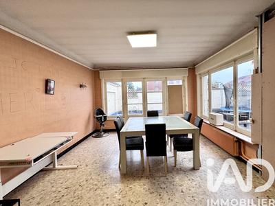 Maison - 159 m² - 6 pièces