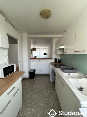 Chambre - 11 m² - 1 pièce