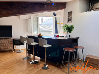 Immeuble - 74 m² - 5 pièces