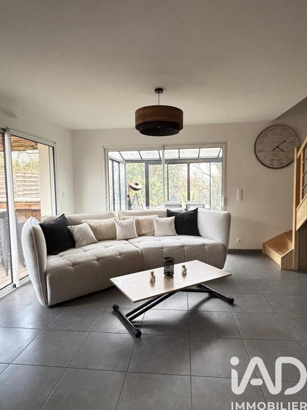 Maison - 93 m² - 4 pièces