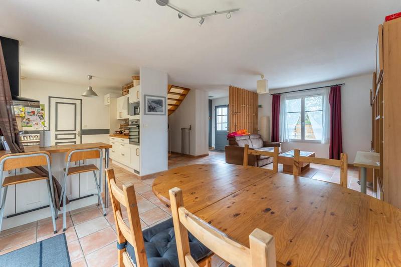 Maison - 96 m² - 5 pièces