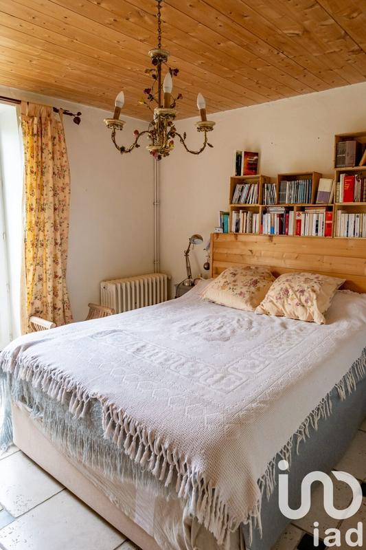 Maison - 275 m² - 8 pièces