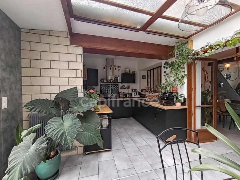 Maison - 137 m² - 6 pièces