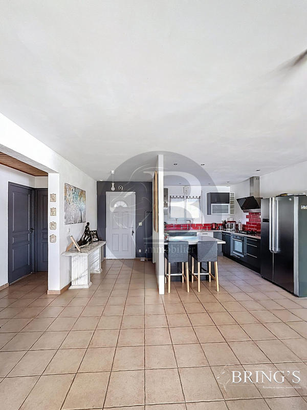 Maison - 133 m² - 6 pièces