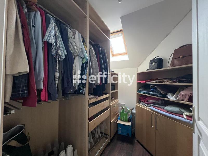 Maison - 140 m² - 7 pièces