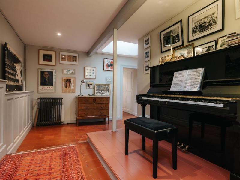 Appartement - 274 m² - 5 pièces