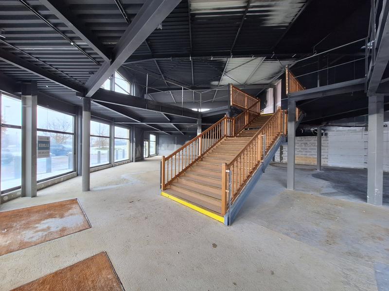 Local commercial - 900 m²