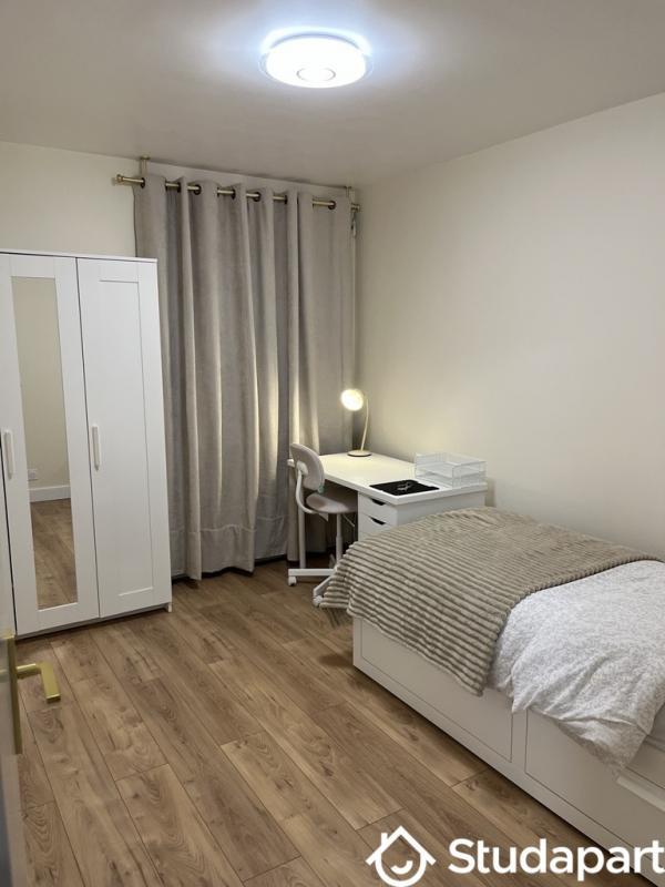 Chambre - 10 m² - 1 pièce