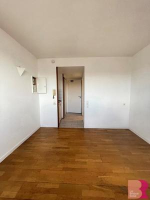 Studio - 19 m² - 1 pièce