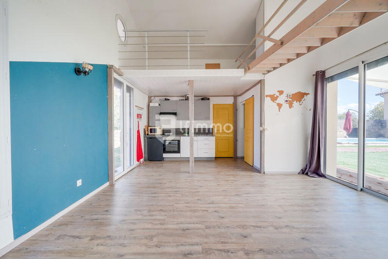 Maison en pierre - 340 m² - 11 pièces