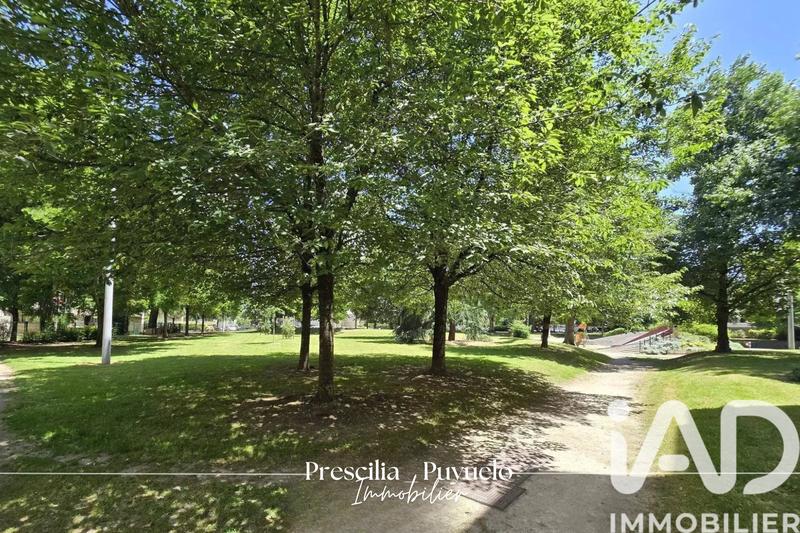 Appartement - 83 m² - 3 pièces