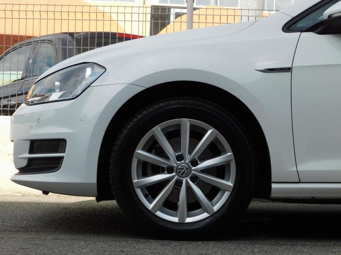 Volkswagen Golf VII 1.4 Tsi 125ch Bluemotion Technology Lounge 5p