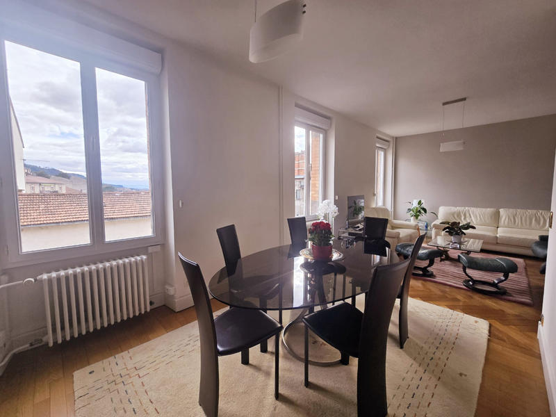 Maison - 170 m² - 6 pièces