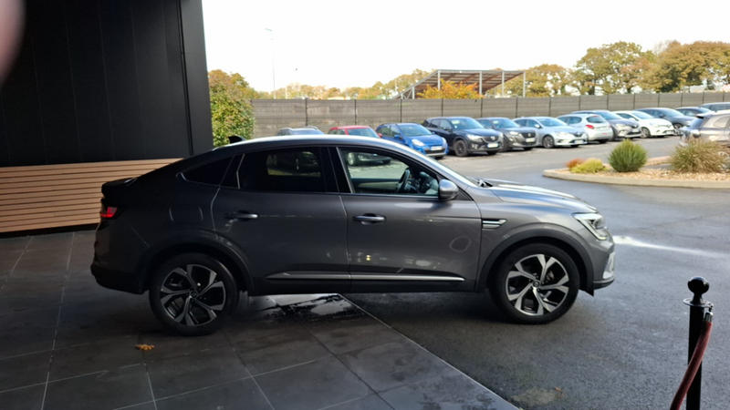 Renault Arkana Techno E-Tech full hybrid 145 -24