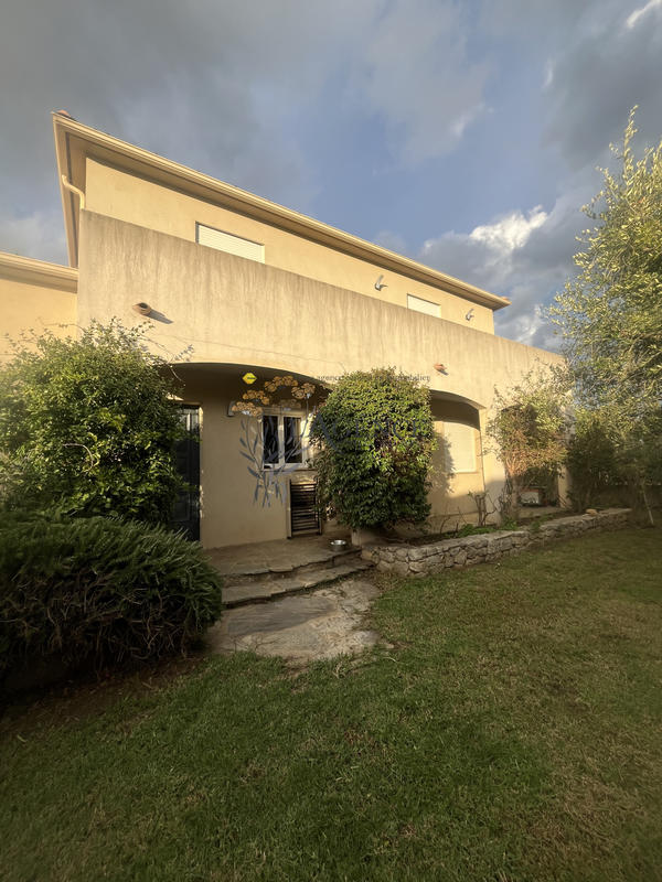 Maison - 156 m² - 6 pièces