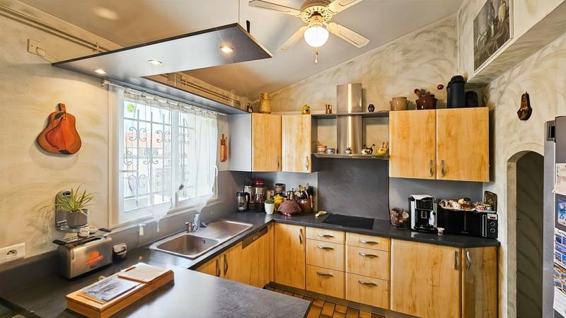 Maison - 93 m² - 5 pièces