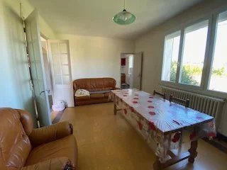 Maison - 113 m² - 7 pièces