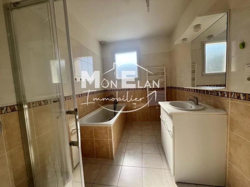 Maison - 98 m² - 4 pièces