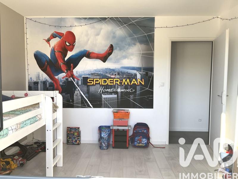 Maison - 121 m² - 5 pièces