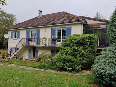 Maison - 180 m² - 6 pièces