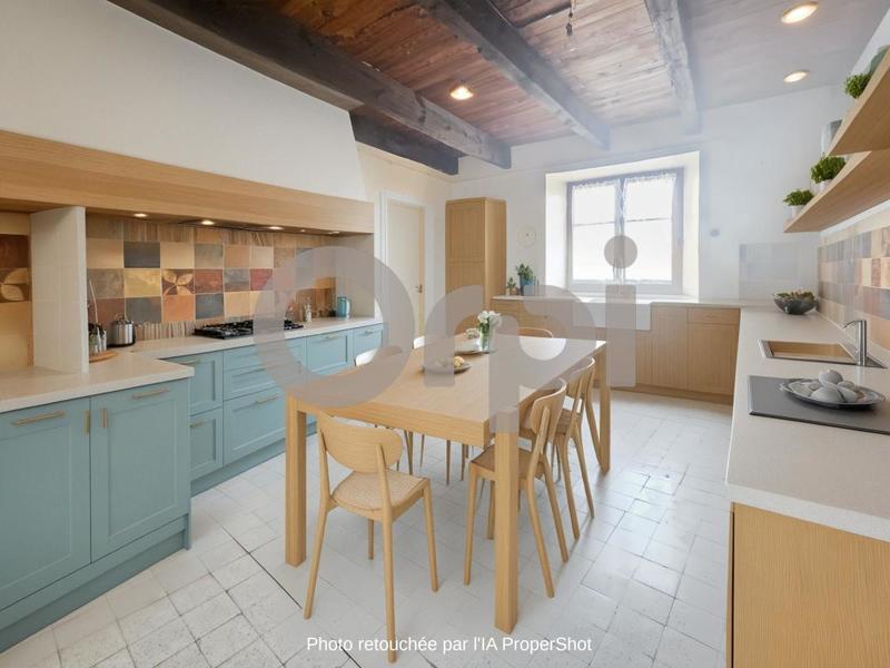 Maison - 152 m² - 3 pièces