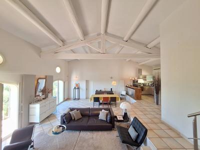 Villa - 160 m² - 5 pièces