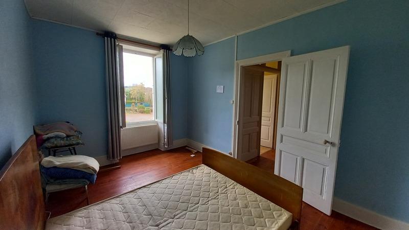 Maison - 94 m² - 6 pièces