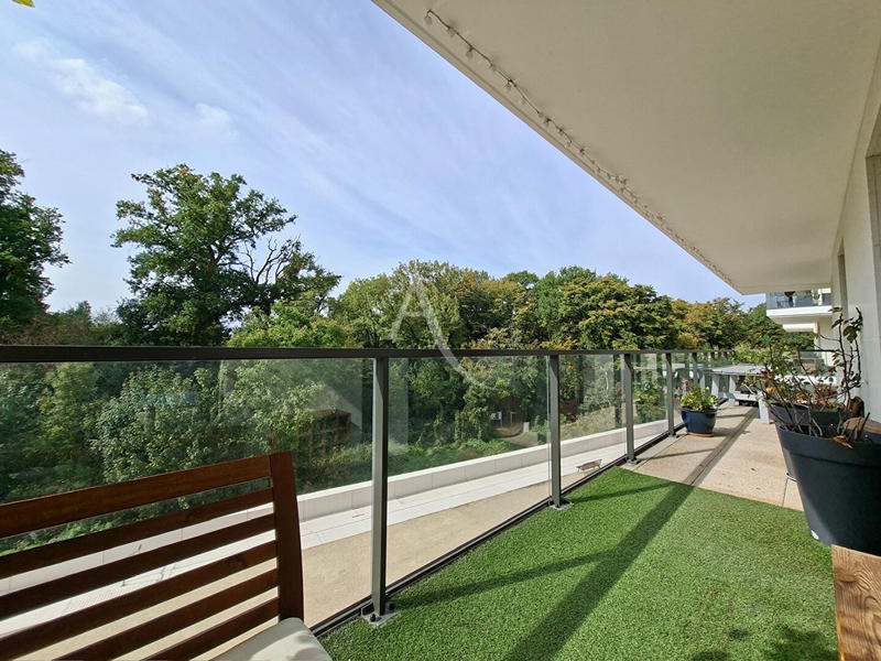 Appartement - 76 m² - 4 pièces