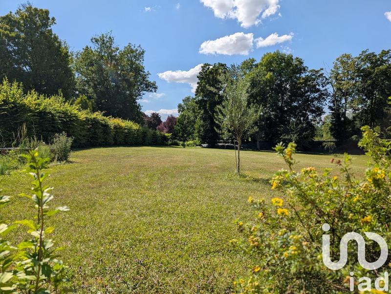 Maison - 240 m² - 8 pièces