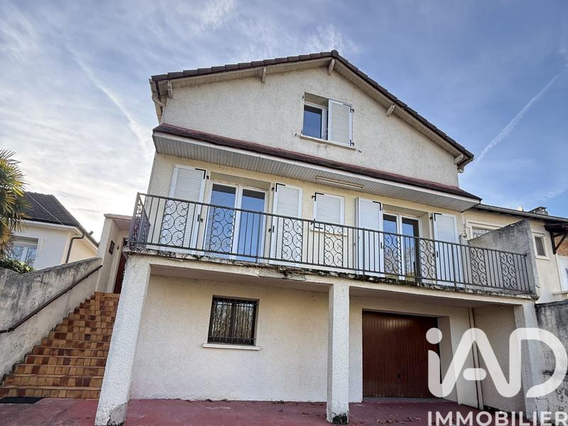 Maison - 163 m² - 6 pièces