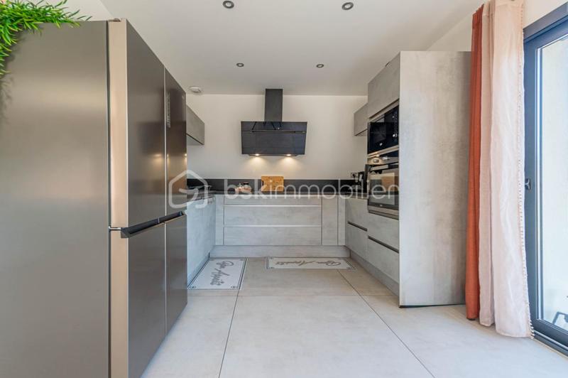 Maison - 164 m² - 6 pièces