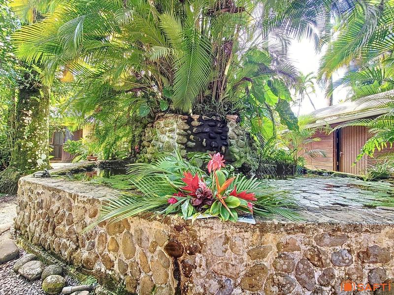 Local commercial - 700 m² - 19 pièces