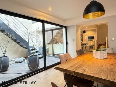 Maison - 140 m² - 5 pièces