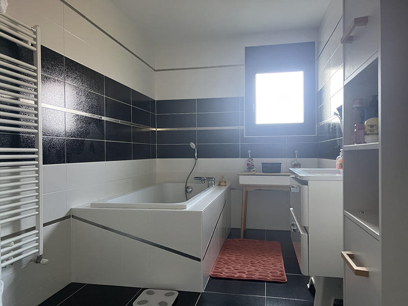 Maison - 151 m² - 6 pièces