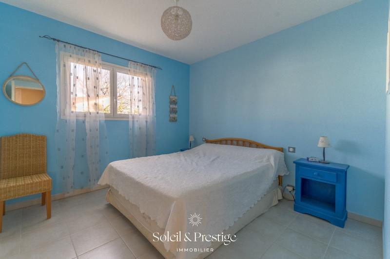 Maison - 220 m² - 5 pièces