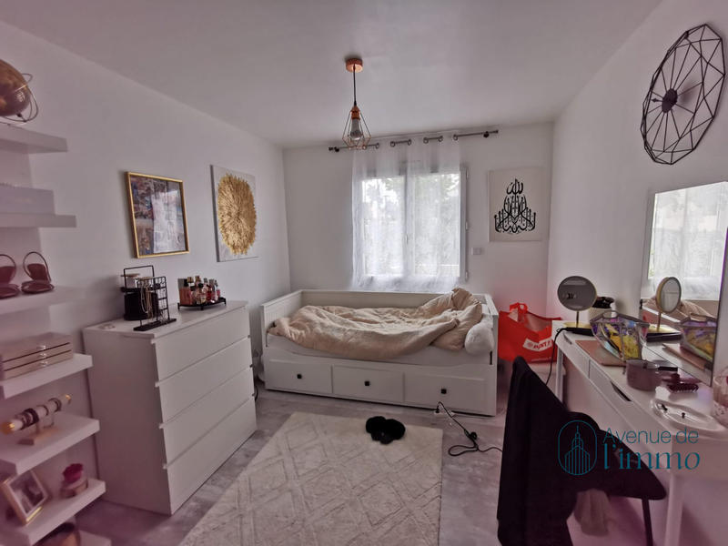 Maison - 161 m² - 7 pièces