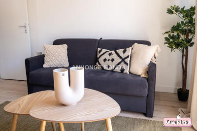 Studio - 30 m² - 1 pièce