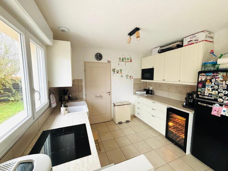 Maison - 122 m² - 8 pièces