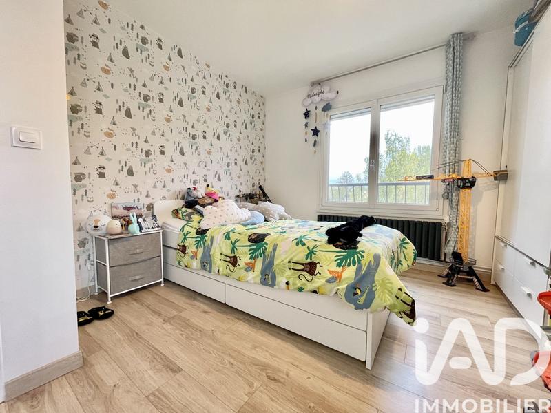 Appartement - 90 m² - 4 pièces