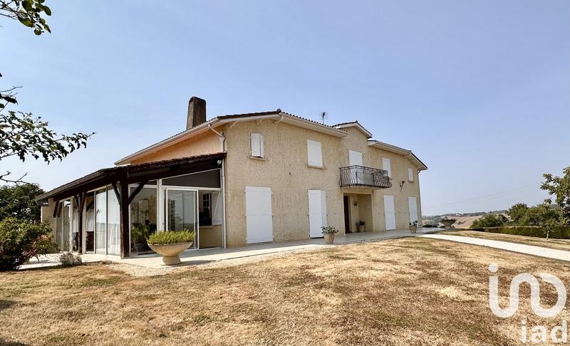 Maison de campagne - 300 m² - 9 pièces